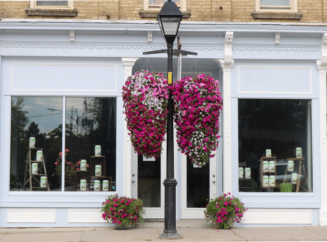 Genuine Wellness Store Front - cropped